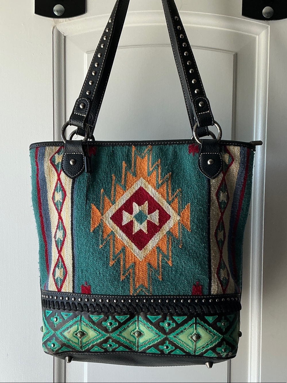 Montana West Aztec Tapestry Concealed Carry Tote